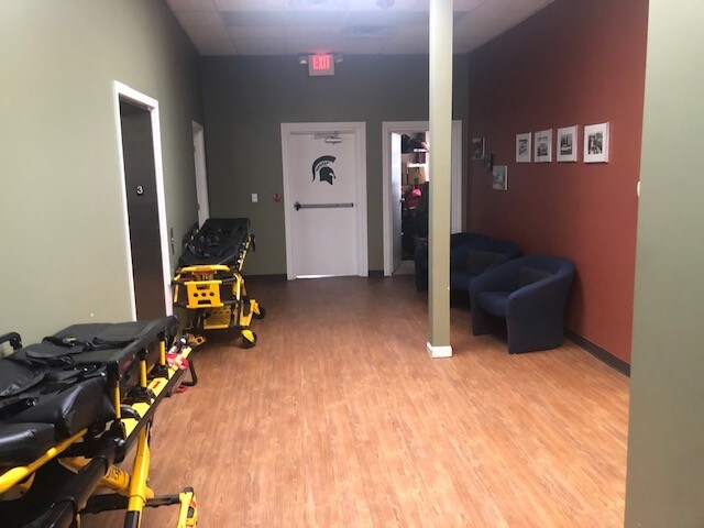 More Photos Of 1001 S Division Ave, Grand Rapids Office For Lease