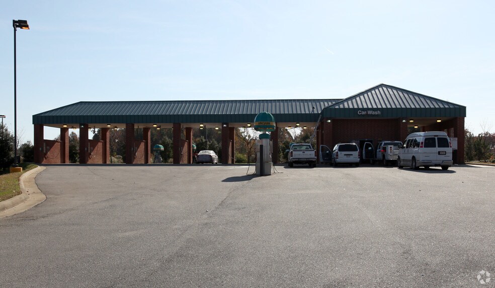 More Photos Of 7955 Fayetteville Rd, Garner Unknown For Lease