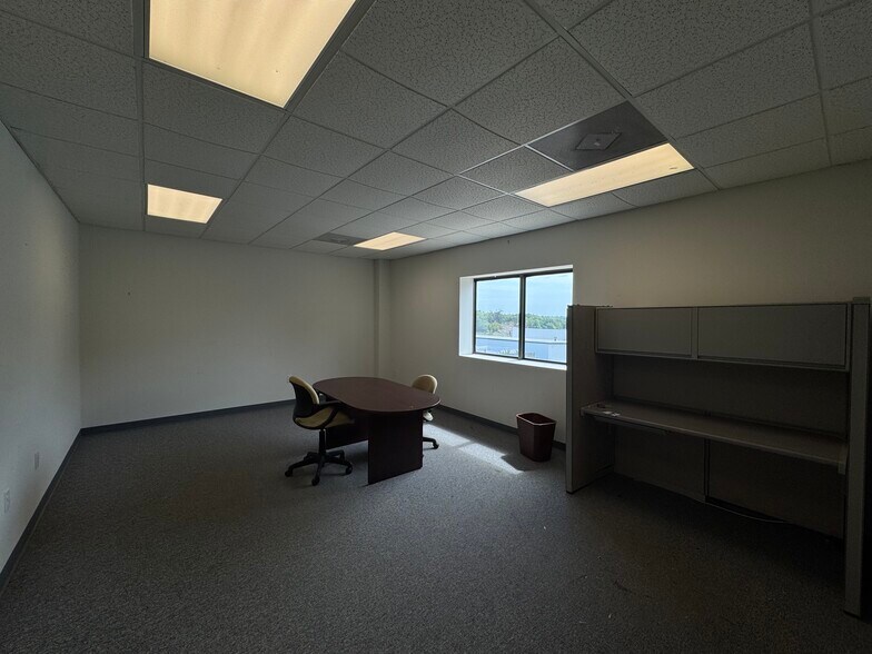 More Photos Of 22105-22123 W 83rd St, Shawnee Unknown For Lease