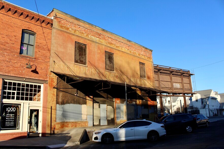 Primary Photo Of 112 W Pacific Ave, Spokane Warehouse For Sale