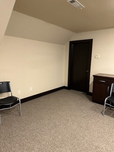 More Photos Of 1441 W Pleasant Grove Rd, Rogers Self Storage For Lease