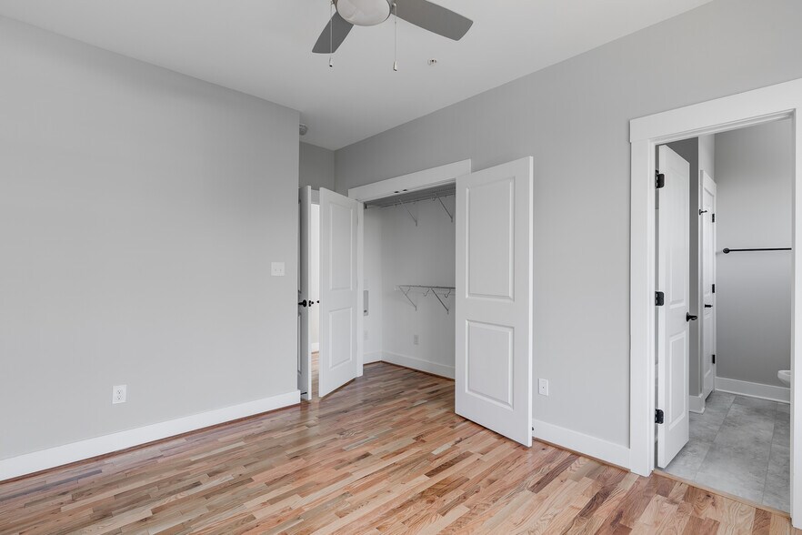 More Photos Of 1422 Bainbridge St, Richmond Apartments For Sale
