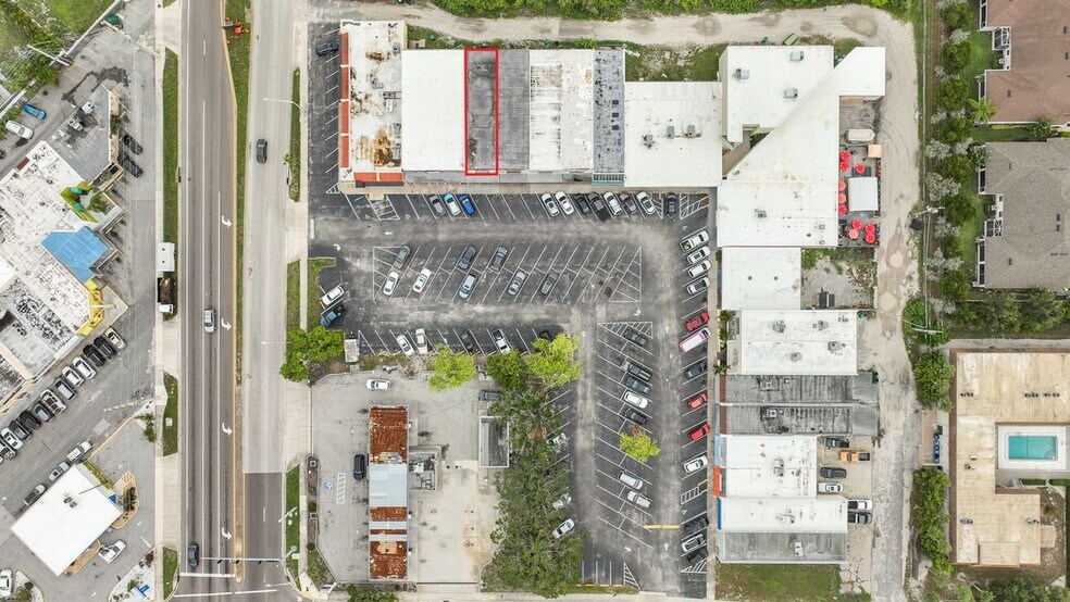 More Photos Of 3623-3650 Webber St, Sarasota Storefront Retail Office For Sale