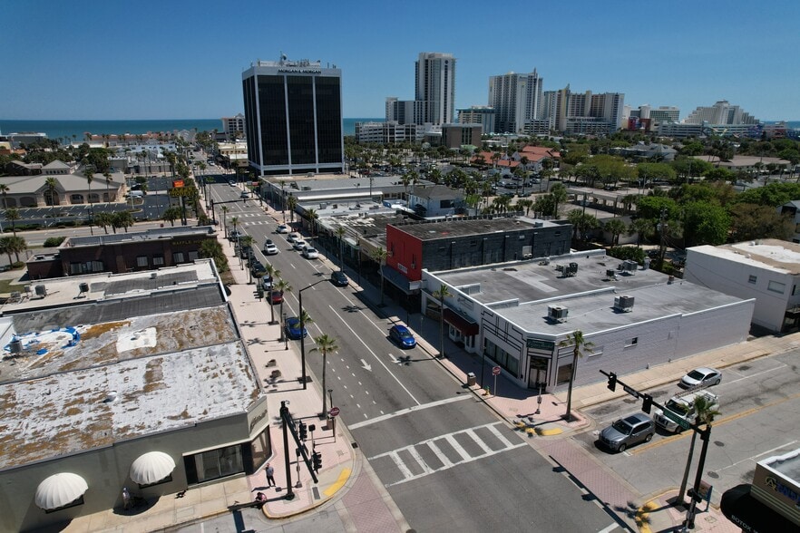 More Photos Of 300-306 Seabreeze Blvd, Daytona Beach Storefront Retail Office For Sale