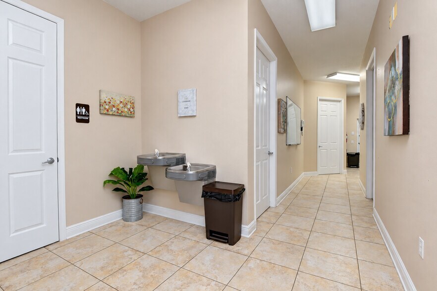 More Photos Of 5420 Land O Lakes Blvd, Land O' Lakes Office For Sale