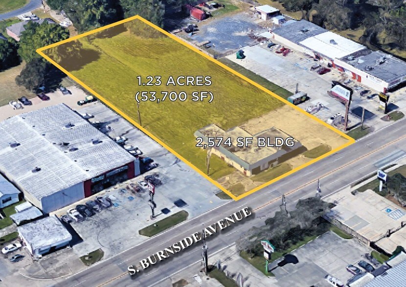 More Photos Of 311 S Burnside Ave, Gonzales Freestanding For Sale
