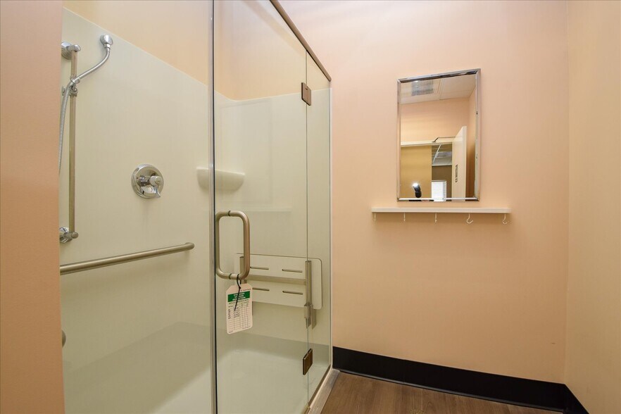 More Photos Of 1405 Mill Race Dr, Salem Industrial For Sale