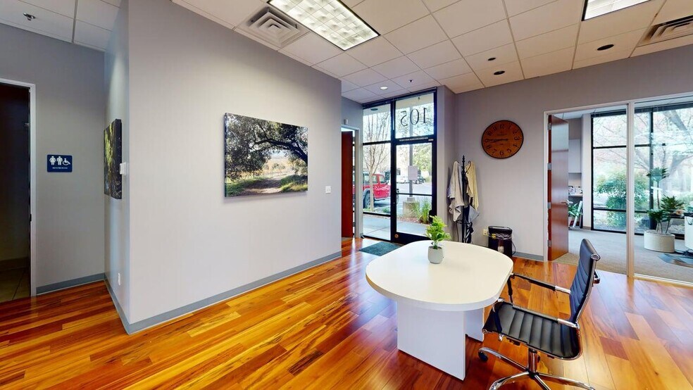 More Photos Of 105 Foss Creek Cir, Healdsburg Medical For Lease