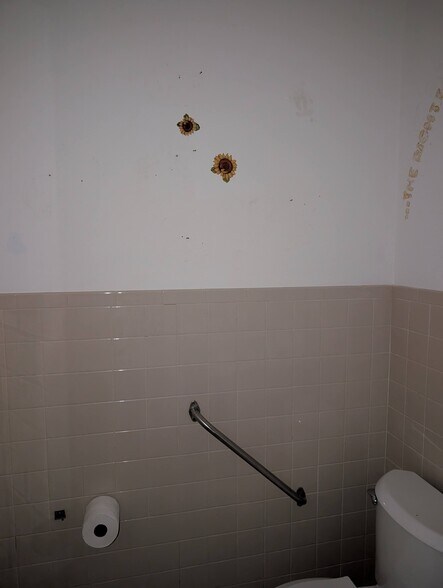 More Photos Of 812 N 7th St, Fort Pierce Medical For Lease