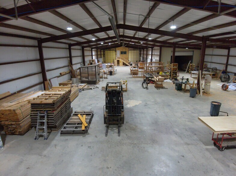More Photos Of 2211 E Flynn St, Alva Industrial For Sale