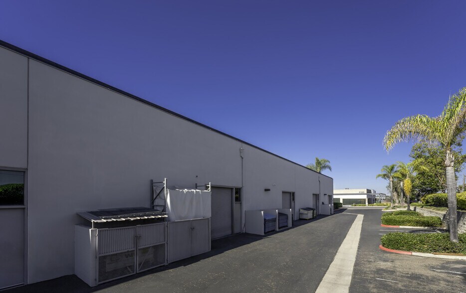 More Photos Of 9155 Brown Deer Rd, San Diego Warehouse For Sale