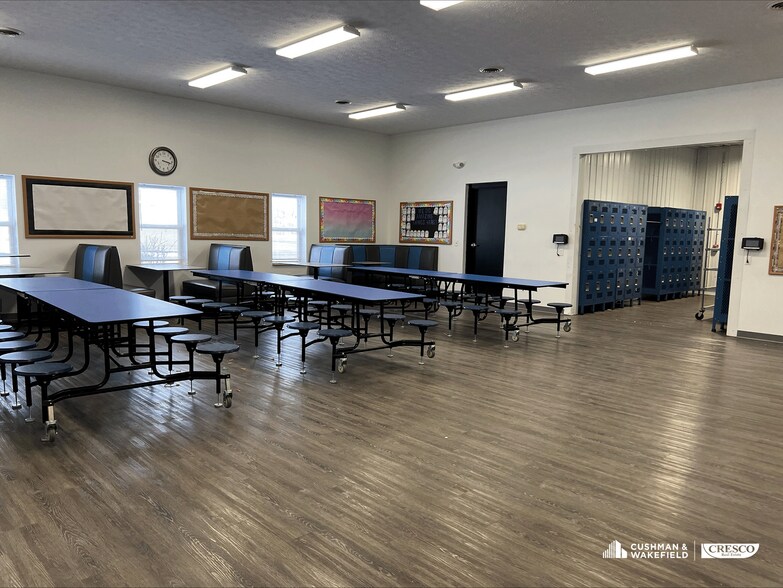 More Photos Of 110 Commerce Dr, LaGrange Manufacturing For Sale