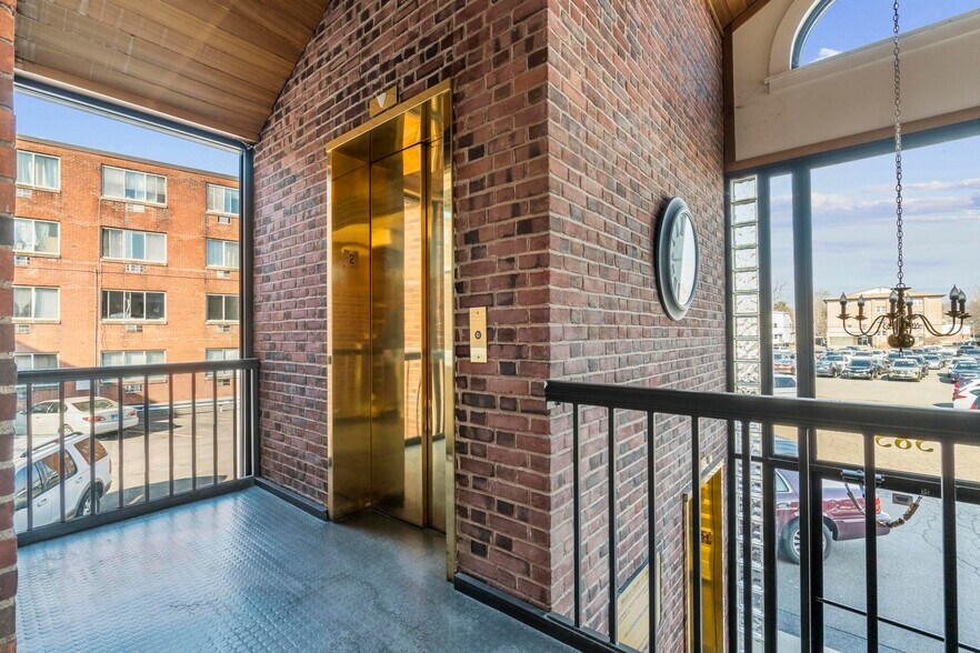 More Photos Of 385 Main St, West Haven Medical For Sale