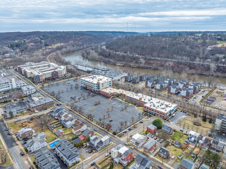 More Photos Of 951 E Hector St, Conshohocken Unknown For Lease
