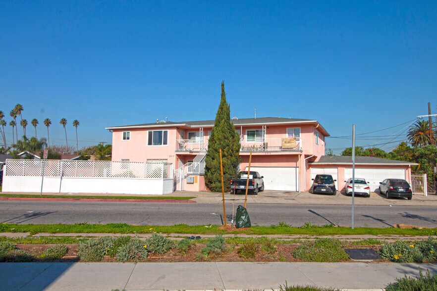 More Photos Of 2815 Hyde Park Blvd, Los Angeles Apartments For Sale