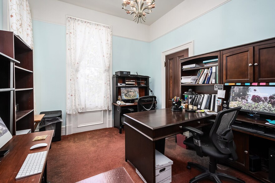 More Photos Of 333 G St, San Rafael Apartments For Sale