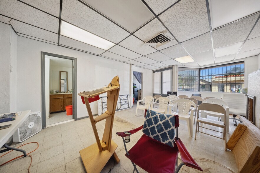 More Photos Of 1018-1020 E San Antonio Ave, El Paso Freestanding For Sale