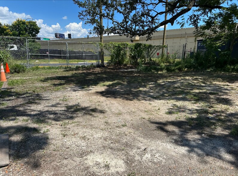 More Photos Of 1200 29th St, Orlando Land For Lease
