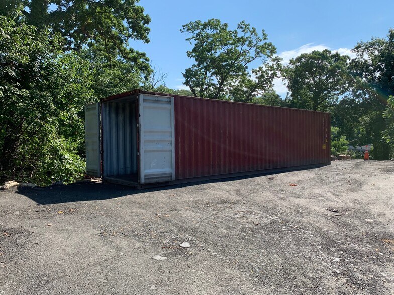 More Photos Of 3199A Albany Post Rd, Buchanan Land For Lease