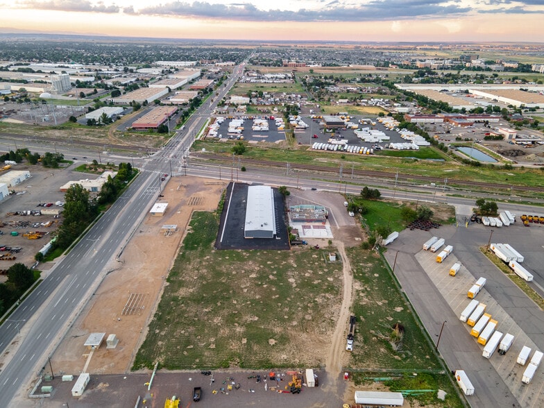 More Photos Of 15370 E Smith Rd, Aurora Warehouse For Lease