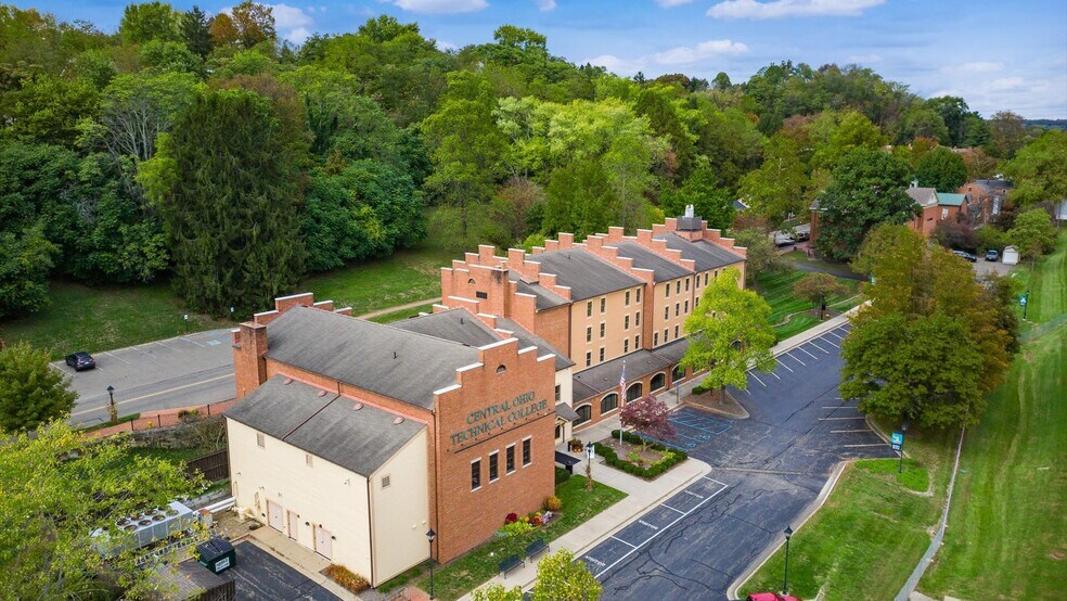 More Photos Of 200 N Whitewoman St, Coshocton Loft Creative Space For Sale
