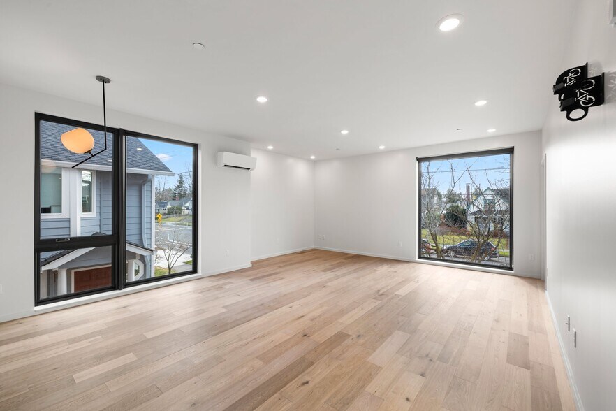 More Photos Of 1825 N Rosa Parks Way, Portland Multifamily For Sale