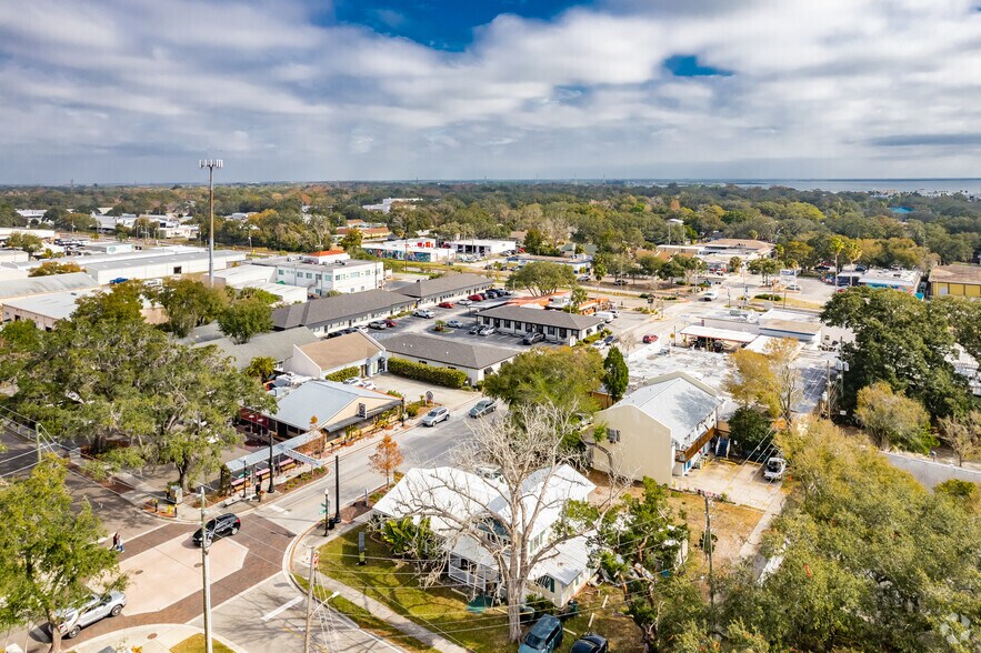 More Photos Of 960 Main St, Safety Harbor Office Residential For Lease