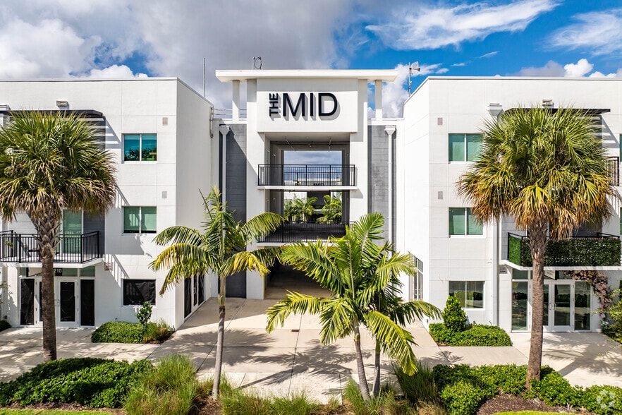 Primary Photo Of 1601 N Dixie Hwy, Lake Worth Apartments For Lease