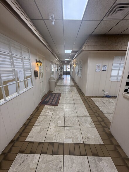 More Photos Of 1107 Main St, Woodward Storefront For Sale