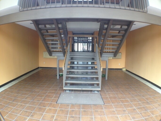 More Photos Of 913-941 S Atlantic Blvd, Monterey Park Office For Lease