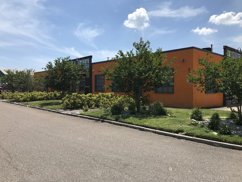 More Photos Of 615 S 27th St, Saint Petersburg Warehouse For Lease
