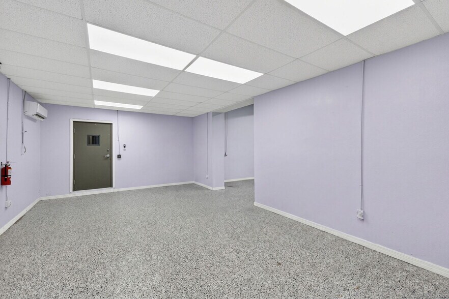 More Photos Of 80 S Mccall Rd, Englewood Office For Sale