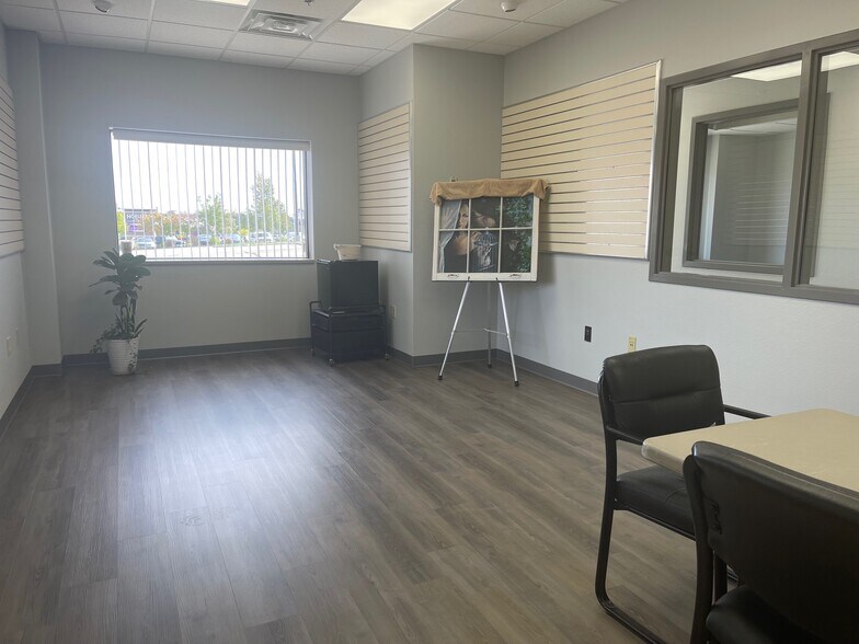 More Photos Of 1237 W Divide Ave, Bismarck Medical For Sale