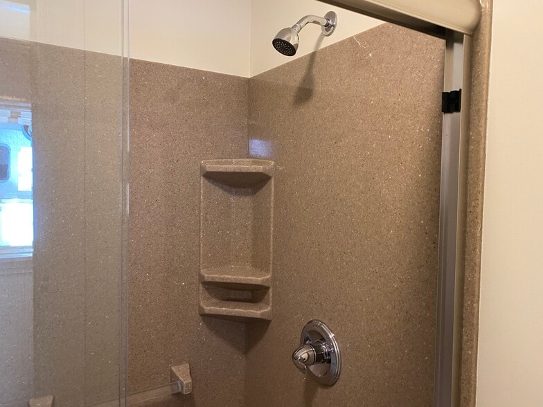 More Photos Of 102 N Fowler St, Meade Office For Sale