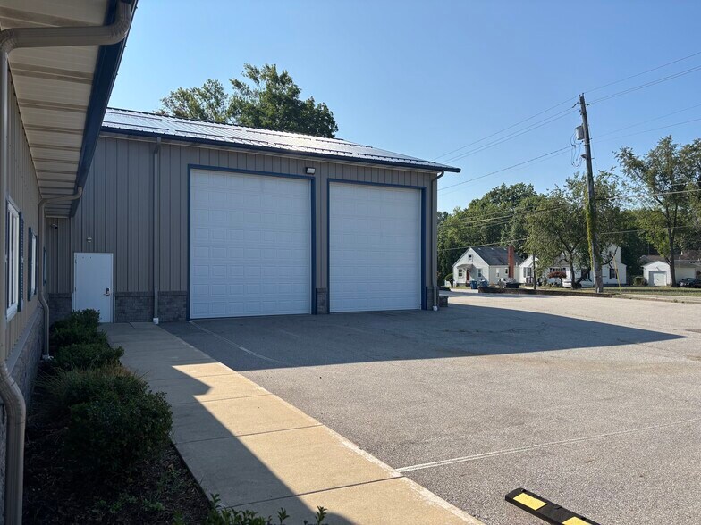 More Photos Of 3113 Mogadore Rd, Akron Warehouse For Sale