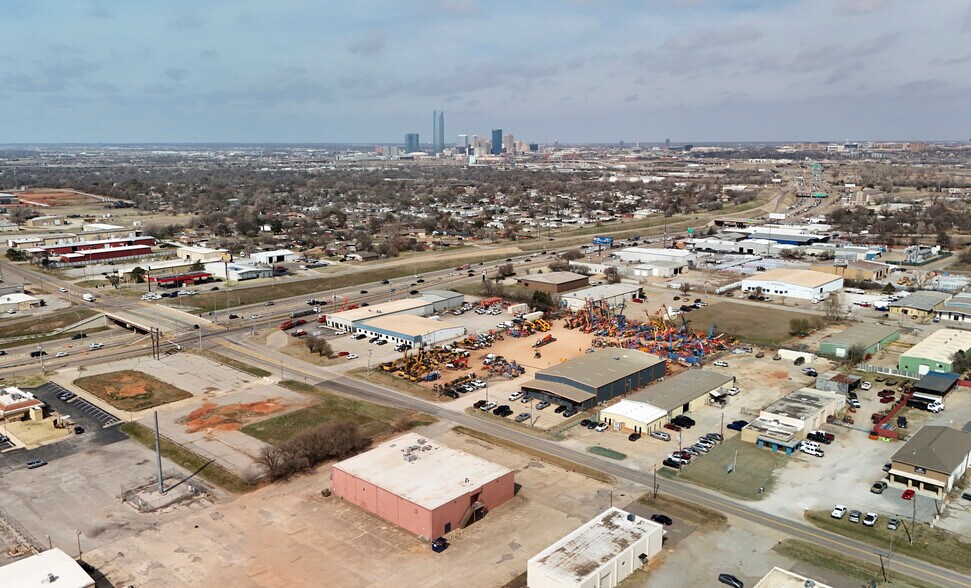 More Photos Of 1508 SE 25th St, Oklahoma City Bar For Sale