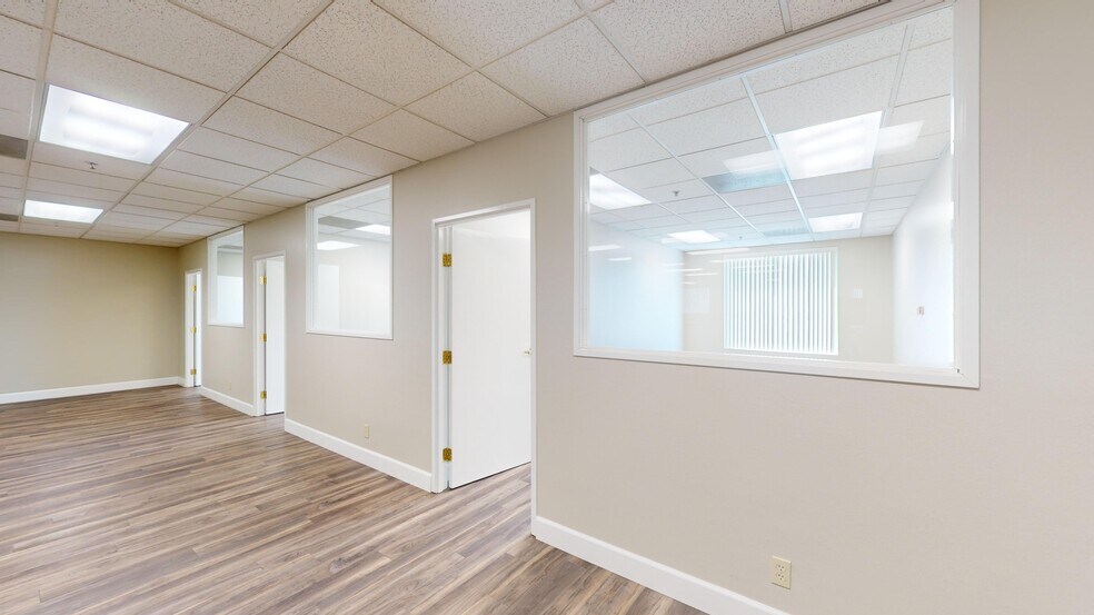 More Photos Of 1415 W Magnolia Blvd, Burbank Office Residential For Lease