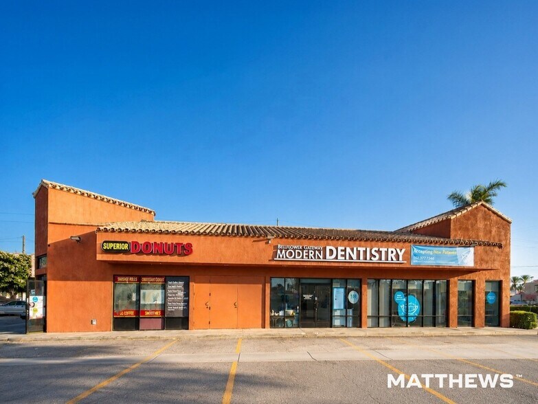 More Photos Of 13528-13542 Lakewood Blvd, Bellflower Freestanding For Lease