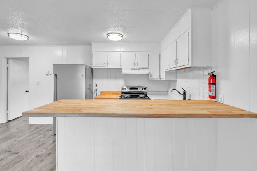 More Photos Of 3014 Forestdale Ave, Knoxville Apartments For Sale