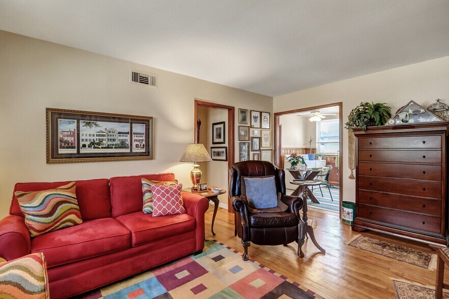 More Photos Of 601 E 53rd St, Savannah Apartments For Sale