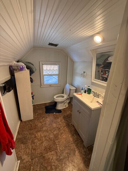 More Photos Of 518 Highland Ave SW, Roanoke Apartments For Sale