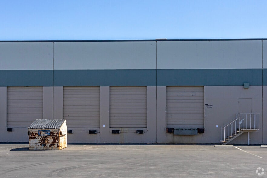 More Photos Of 4603 N Brawley Ave, Fresno Unknown For Lease