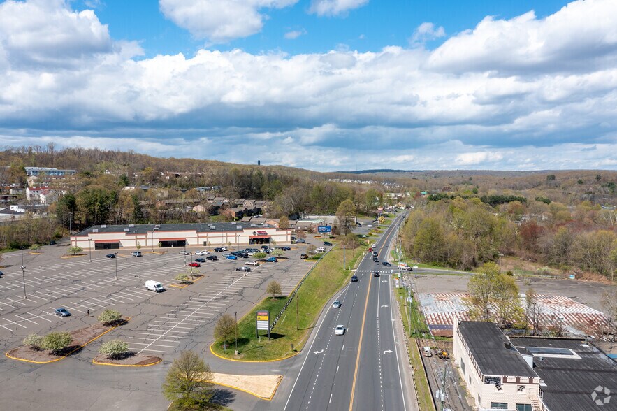 More Photos Of 829-855 Lakewood Rd, Waterbury Unknown For Lease