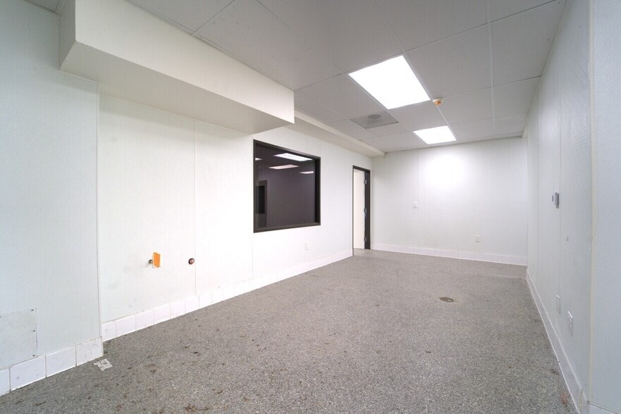 More Photos Of 2421 E Artesia Blvd, Long Beach Restaurant For Lease