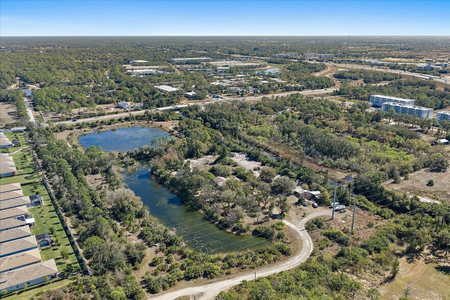 More Photos Of 2327 Ewing Dr, Venice Land For Sale