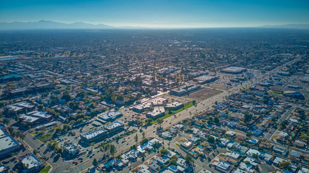 More Photos Of 3201 W Peoria Ave, Phoenix Medical For Lease