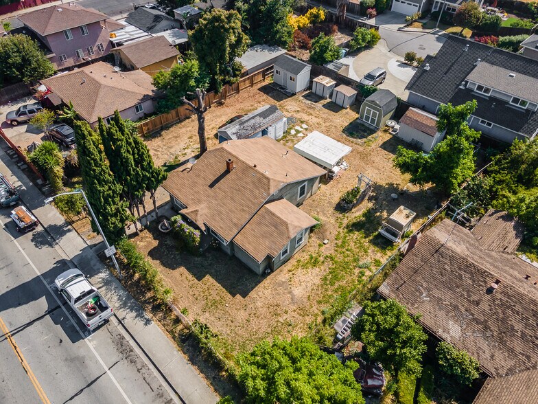 More Photos Of 2340 Cooley Ave, East Palo Alto Land For Sale