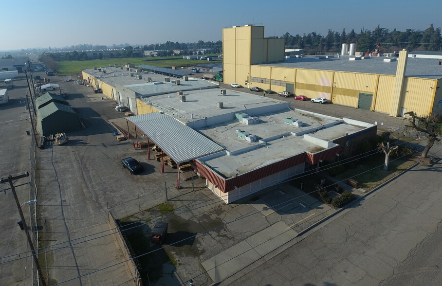 Primary Photo Of 240 S Teilman Ave, Fresno Industrial For Lease