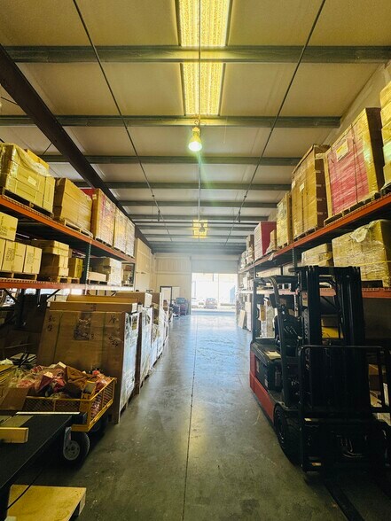 More Photos Of 17600-17722 Murphy Pky, Lathrop Warehouse For Sale