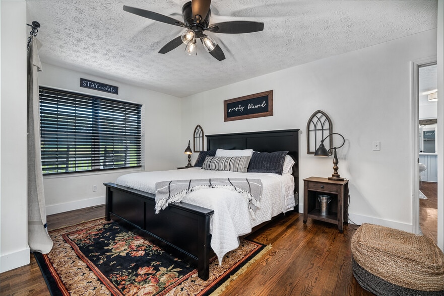 More Photos Of 1249 Gulf Rd, Spencer Golf Course Driving Range For Sale